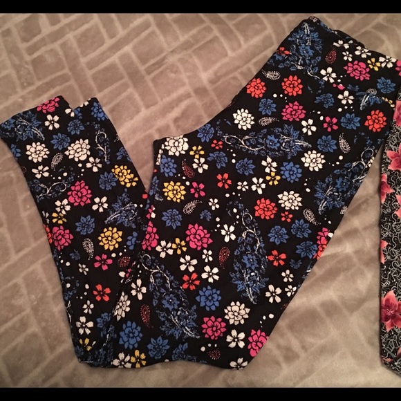 LuLaRoe TC Leggings BUNDLE - Picture 1 of 2